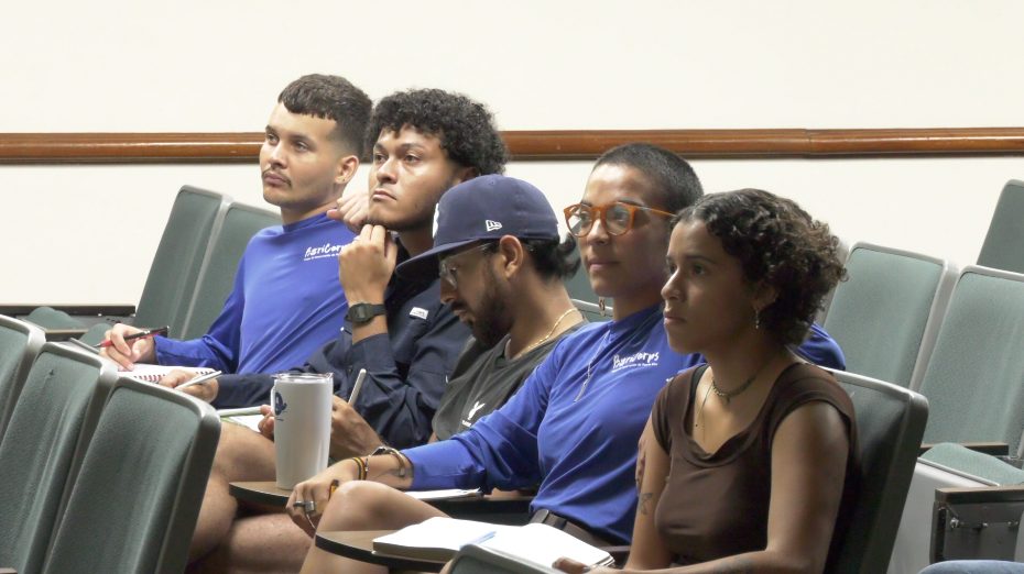 El evento contó con la colaboración de las asociaciones estudiantiles de Recursos Naturales y Horticultura del CCA. Fotocaptura Prensa RUM